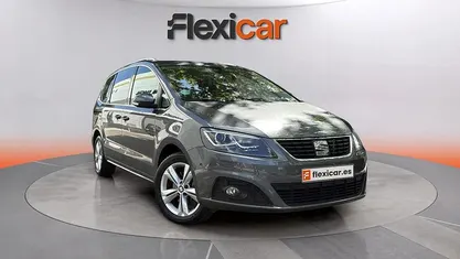 Usado Seat Alhambra XCELLENCE 150 CV (110 kW) 2022 Gris Monovolumen
