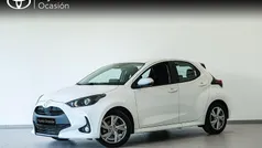 Usado 2024 Toyota Yaris Hybrid Active Berlina | 23.300 € (Precio justo)