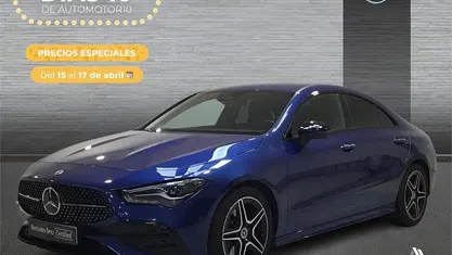 Usado Mercedes CLA200 AMG line 163 CV (119 kW) 2025 Azul Berlina
