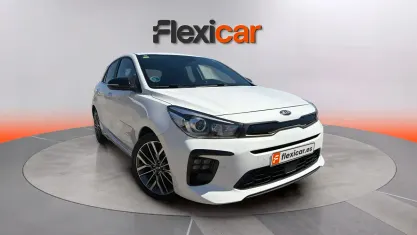Usado Kia Rio GT-Line 120 CV (88 kW) 2020 Blanco Berlina