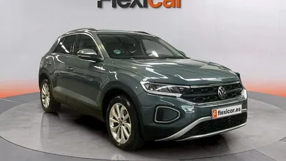 Usado VW T-Roc Life 150 CV (110 kW) 2023 Azul SUV