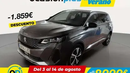 Usado Peugeot 5008 GT 131 CV (96 kW) 2022 Gris SUV