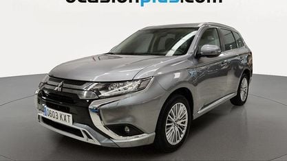 Usado Mitsubishi Outlander P-HEV Motion 224 CV (164 kW) 2019 Gris SUV