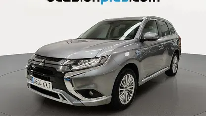 Usado Mitsubishi Outlander P-HEV Motion 224 CV (164 kW) 2019 SUV
