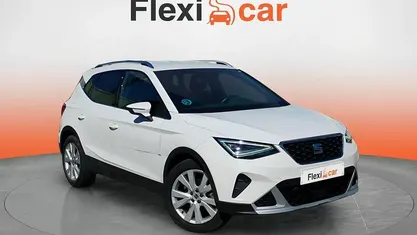 Usado Seat Arona XCELLENCE 110 CV (80 kW) 2021 Blanco SUV