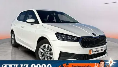 Usado Skoda Fabia Ambition 95 CV (69 kW) 2022 Utilitario