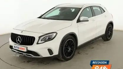 Usado Mercedes GLA200 Urban 136 CV (100 kW) 2019 Blanco SUV