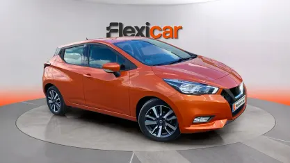 Używany Nissan Micra Acenta 90 KM (66 kW) 2018 Pomarańczowy Hatchback