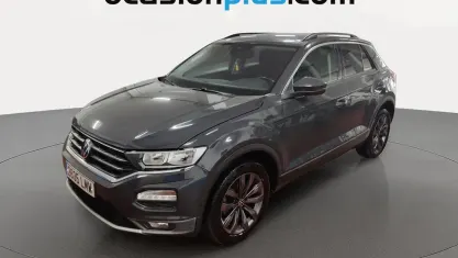 Usado VW T-Roc Advance 110 CV (80 kW) 2021 Gris SUV