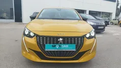 Amarillo Usado 2023 Peugeot 208 Allure Utilitario | 15.500 € (Precio justo)