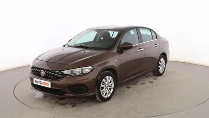 Usado Fiat Tipo Easy 95 CV (69 kW) 2016 Marrón Berlina