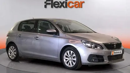 Usado Peugeot 308 Style 131 CV (96 kW) 2020 Gris Utilitario