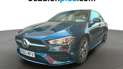 Usado Mercedes CLA180 136 CV (100 kW) 2023 Azul Berlina