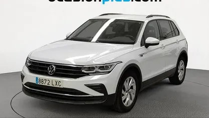 Usado VW Tiguan Life 150 CV (110 kW) 2022 Blanco SUV