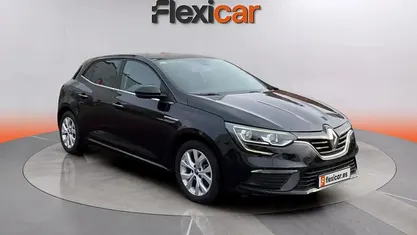 Usado Renault Mégane IV LIMITED 140 CV (102 kW) 2020 Berlina
