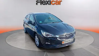 Usado Opel Astra Innovation 136 CV (100 kW) 2019 Familiar