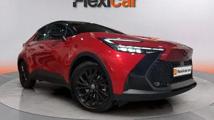 Usado 2025 Toyota C-HR Sport SUV | 31.990 € (Precio justo)
