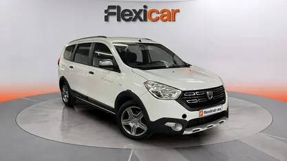 Usado Dacia Lodgy Comfort Plus 116 CV (85 kW) 2022 Monovolumen