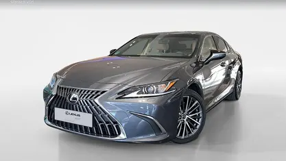 Usado 2023 Lexus ES300H Berlina | 42.990 €
