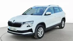 Blanco Usado 2023 Skoda Karoq Ambition SUV | 20.455 € (Super precio)