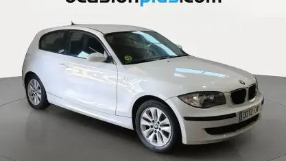 Usado BMW 116 116 CV (85 kW) 2009 Blanco Utilitario