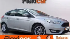 Gris Usado 2017 Ford Focus Trend Berlina | 11.990 € (Precio justo)