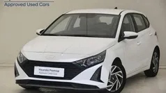 Atlas white Usado 2024 Hyundai i20 Berlina | 17.790 € (Precio justo)