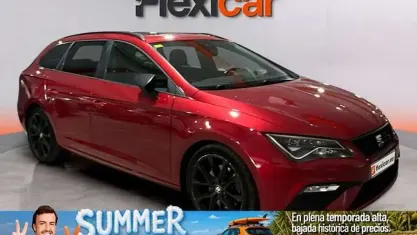 Usado Seat Leon FR 150 CV (110 kW) 2020 Rojo Familiar