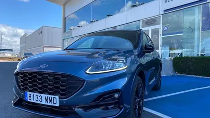 Azul Usado 2023 Ford Kuga ST-Line X SUV | 29.975 € (Precio justo)