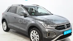 Gris Usado 2024 VW T-Roc Life SUV | 24.700 € (Precio justo)