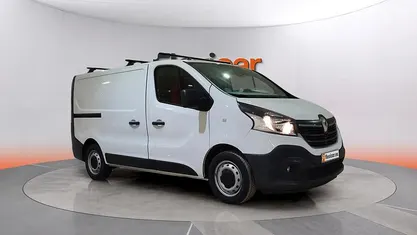 Begagnad Renault Trafic 120 HK (88 kW) 2021 Vit Minibuss