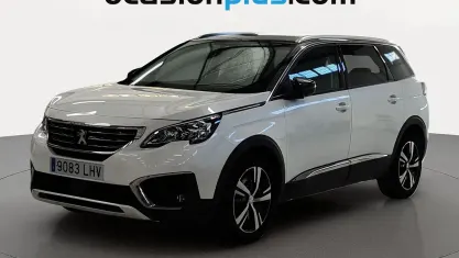 Usado Peugeot 5008 Allure 130 CV (95 kW) 2020 Blanco SUV