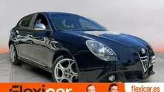 Negro Usado 2015 Alfa Romeo Giulietta Distinctive Utilitario | 8990 € (Precio justo)