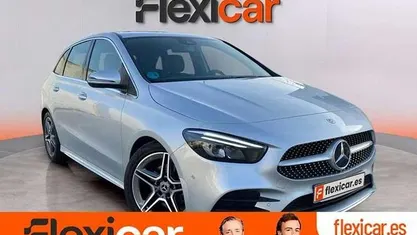 Usado Mercedes B200 150 CV (110 kW) 2021 Gris Monovolumen