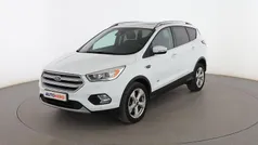 Blanco Usado 2016 Ford Kuga Titanium SUV | 16.299 € (Precio justo)