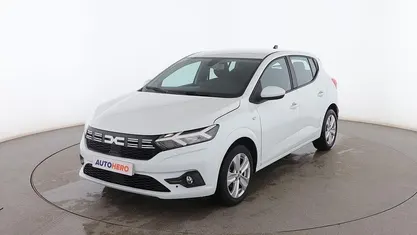 Usado Dacia Sandero Expression 90 CV (66 kW) 2023 Blanco Utilitario