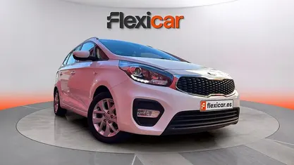 Usado Kia Carens 136 CV (100 kW) 2017 Blanco Monovolumen