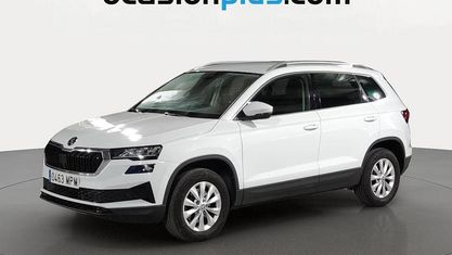Usado Skoda Karoq Selection 116 CV (85 kW) 2024 Blanco SUV