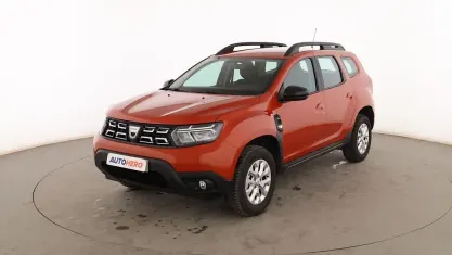 Usado Dacia Duster Comfort 116 CV (85 kW) 2022 Naranja SUV