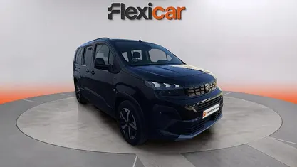 Usado Peugeot Rifter GTi 131 CV (96 kW) 2025 Monovolumen