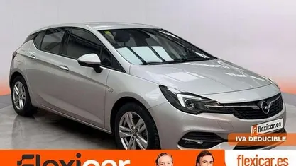 Usado Opel Astra 110 CV (80 kW) 2020 Gris Berlina