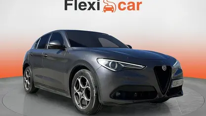 Usado Alfa Romeo Stelvio Sprint 160 CV (117 kW) 2022 SUV