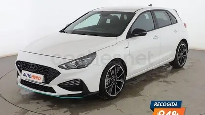 Usado Hyundai i30 N Line 120 CV (88 kW) 2022 Blanco Berlina