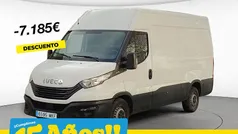 Usado 2023 Iveco Daily Berlina | 29.100 € (Precio justo)