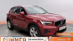 Rojo Usado 2024 Volvo XC40 Core SUV | 31.970 € (Precio justo)