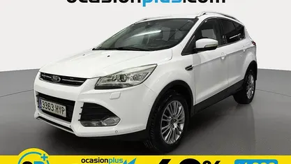 Usado Ford Kuga Titanium 140 CV (102 kW) 2014 SUV