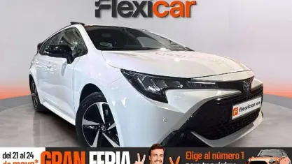 Usado Toyota Corolla Active 140 CV (102 kW) 2025 Blanco Familiar