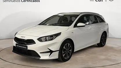 Blanco Usado 2025 Kia Ceed Utilitario | 19.500 € (Precio justo)