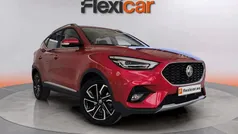Rojo Usado 2023 MG ZS Luxury Berlina | 13.990 € (Buen precio)