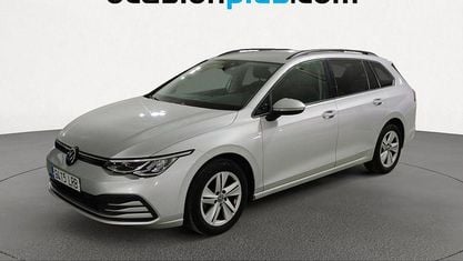 Usado VW Golf Life 110 CV (80 kW) 2021 Gris plata Familiar